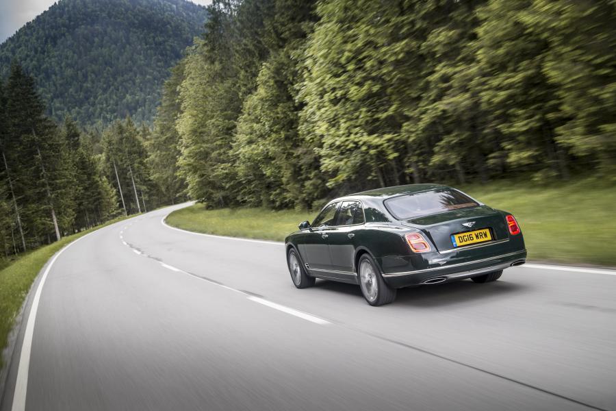  Bentley Mulsanne Speed 2016 года  (фото 5 из 31)